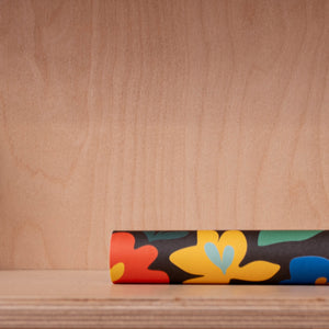 Graphic Factory Flowers Gift Wrap